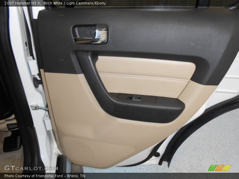 Birch White / Light Cashmere/Ebony 2007 Hummer H3 X