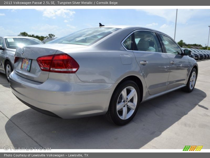 Tungsten Silver Metallic / Cornsilk Beige 2013 Volkswagen Passat 2.5L SE
