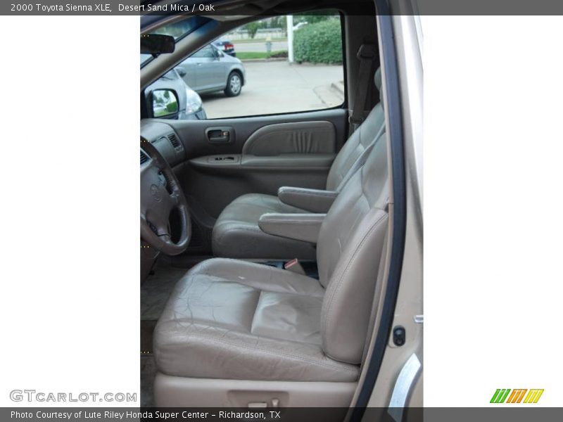 Desert Sand Mica / Oak 2000 Toyota Sienna XLE