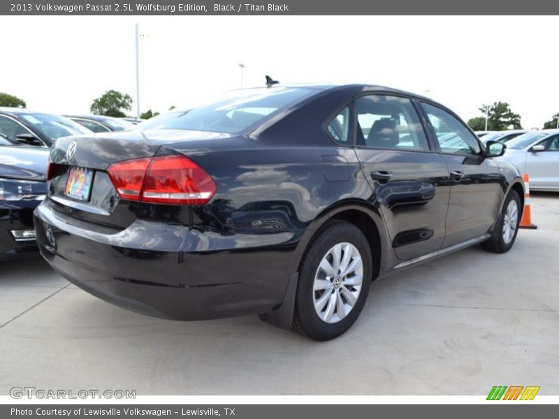 Black / Titan Black 2013 Volkswagen Passat 2.5L Wolfsburg Edition