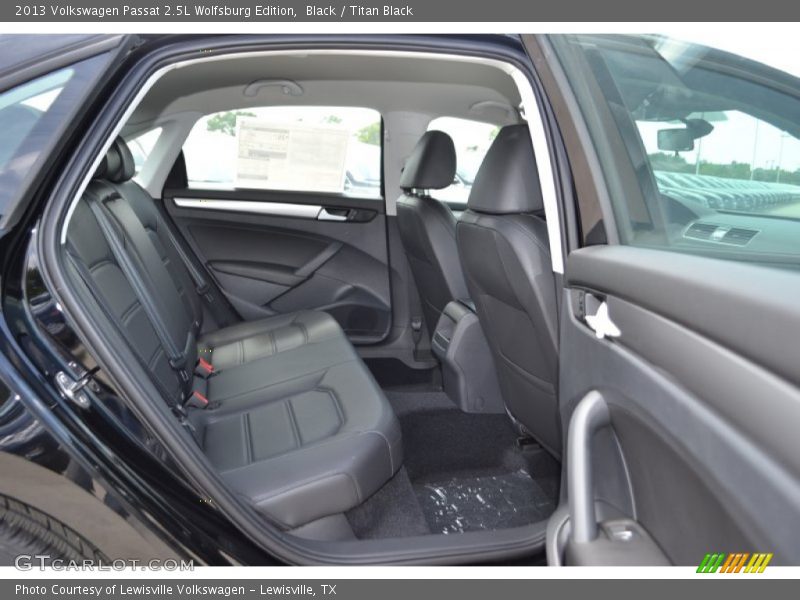 Black / Titan Black 2013 Volkswagen Passat 2.5L Wolfsburg Edition