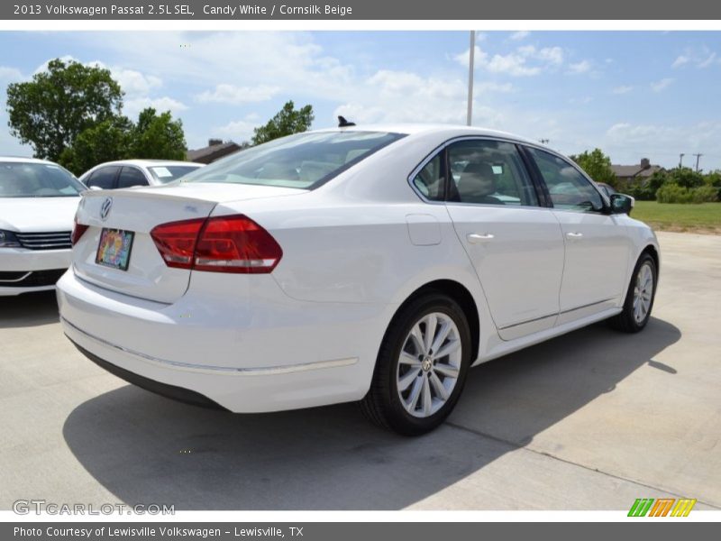 Candy White / Cornsilk Beige 2013 Volkswagen Passat 2.5L SEL