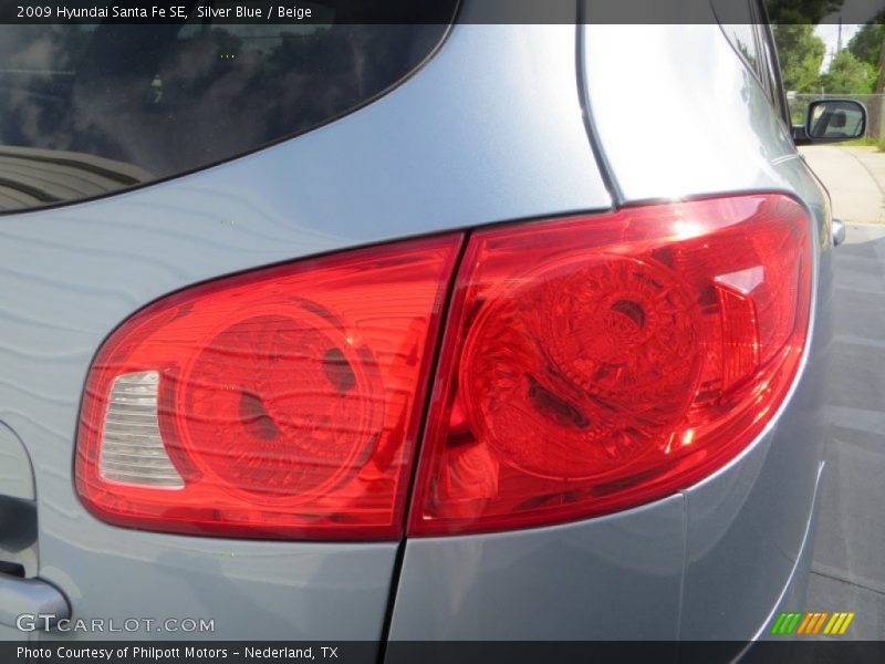 Silver Blue / Beige 2009 Hyundai Santa Fe SE