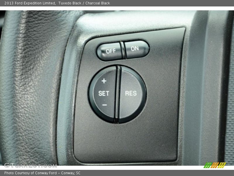 Tuxedo Black / Charcoal Black 2013 Ford Expedition Limited
