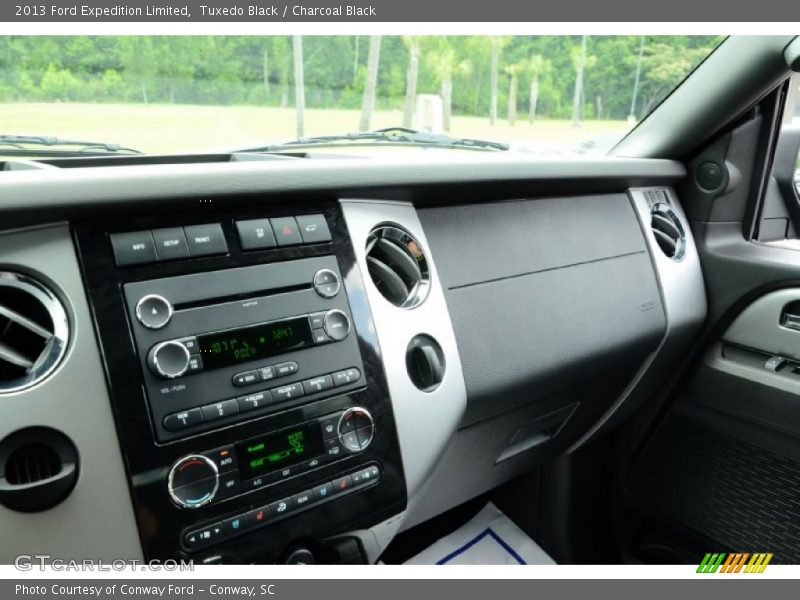 Tuxedo Black / Charcoal Black 2013 Ford Expedition Limited