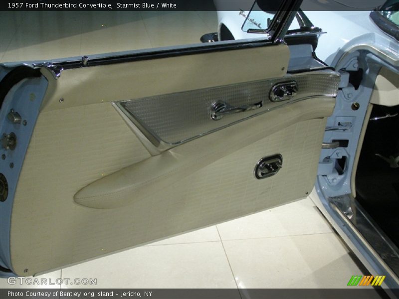 1957 Ford Thunderbird Power Blue / White, Interior Door Panel - 1957 Ford Thunderbird Convertible
