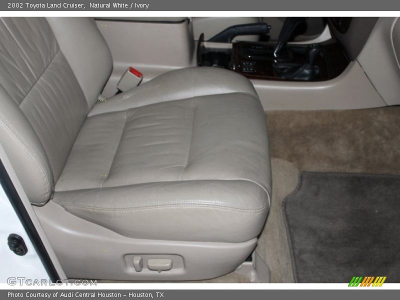 Natural White / Ivory 2002 Toyota Land Cruiser