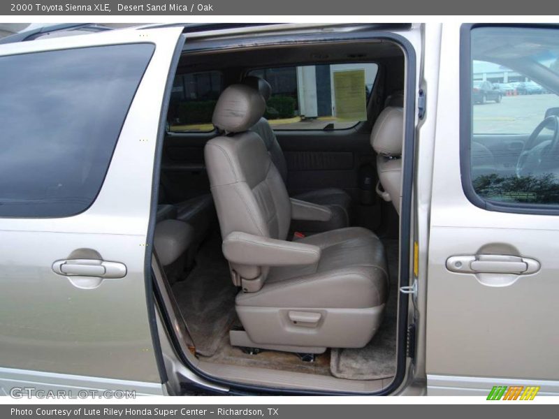 Desert Sand Mica / Oak 2000 Toyota Sienna XLE