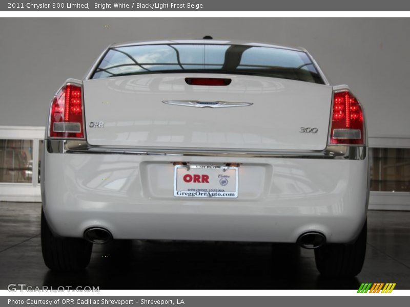 Bright White / Black/Light Frost Beige 2011 Chrysler 300 Limited