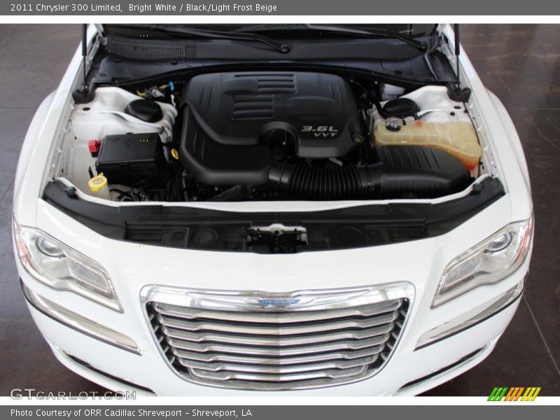 Bright White / Black/Light Frost Beige 2011 Chrysler 300 Limited