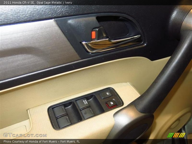 Opal Sage Metallic / Ivory 2011 Honda CR-V SE
