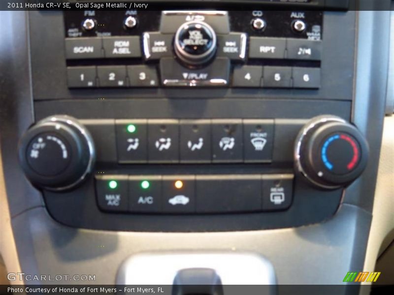 Opal Sage Metallic / Ivory 2011 Honda CR-V SE