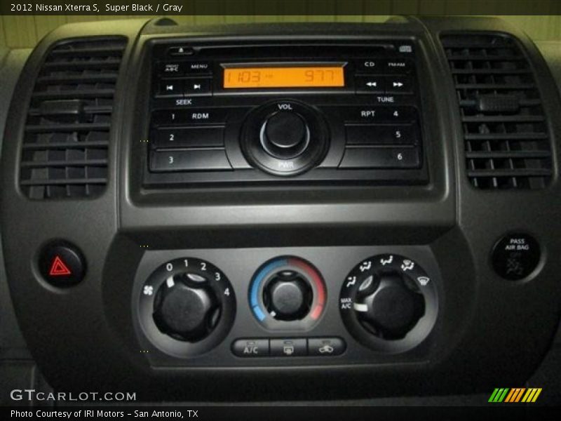 Super Black / Gray 2012 Nissan Xterra S