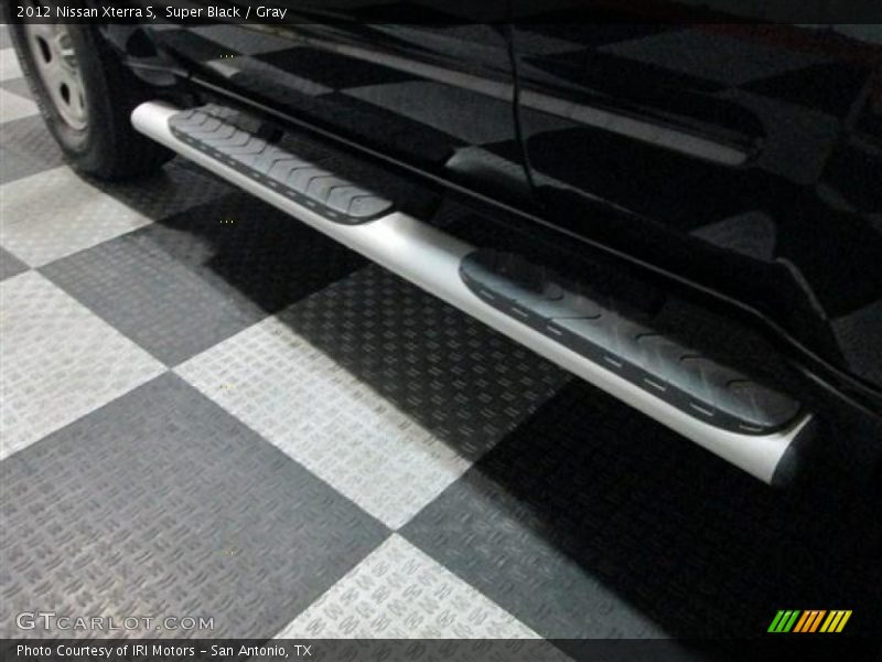 Super Black / Gray 2012 Nissan Xterra S