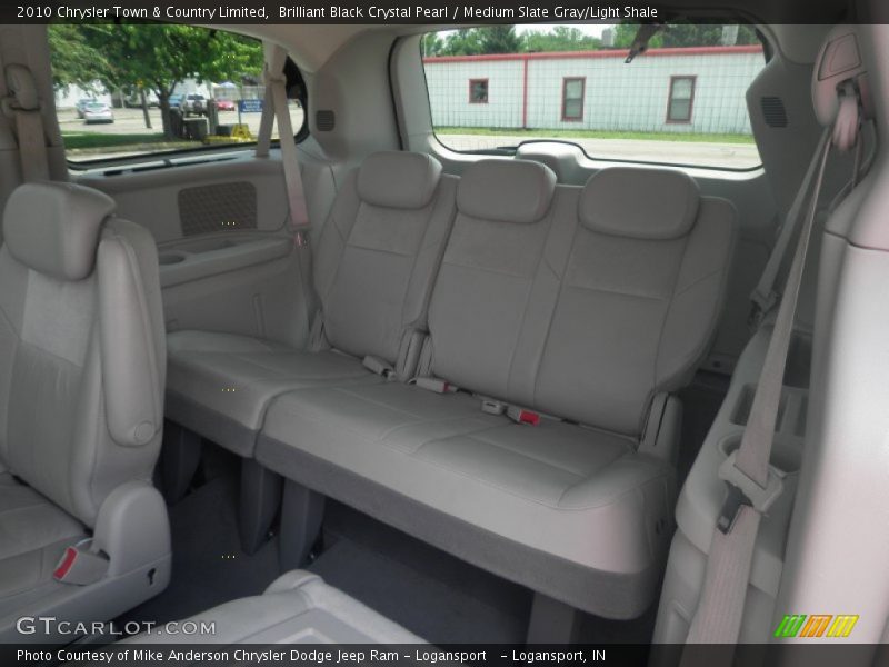 Brilliant Black Crystal Pearl / Medium Slate Gray/Light Shale 2010 Chrysler Town & Country Limited
