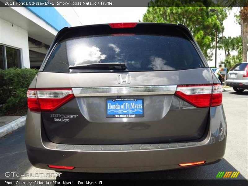 Smoky Topaz Metallic / Truffle 2011 Honda Odyssey EX-L