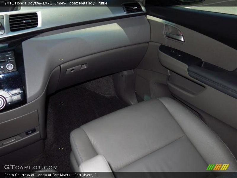 Smoky Topaz Metallic / Truffle 2011 Honda Odyssey EX-L