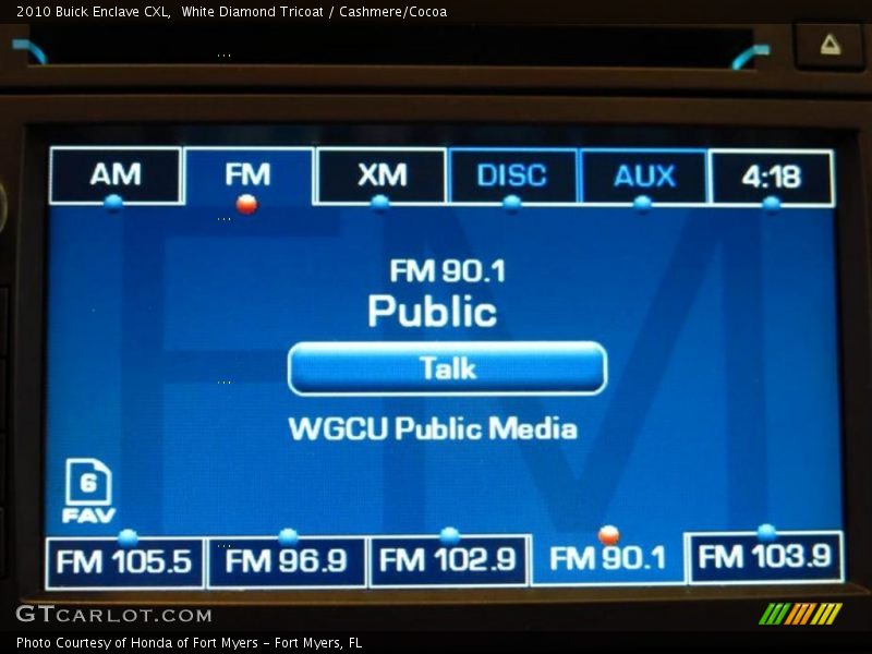 White Diamond Tricoat / Cashmere/Cocoa 2010 Buick Enclave CXL