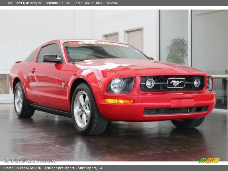 Front 3/4 View of 2009 Mustang V6 Premium Coupe