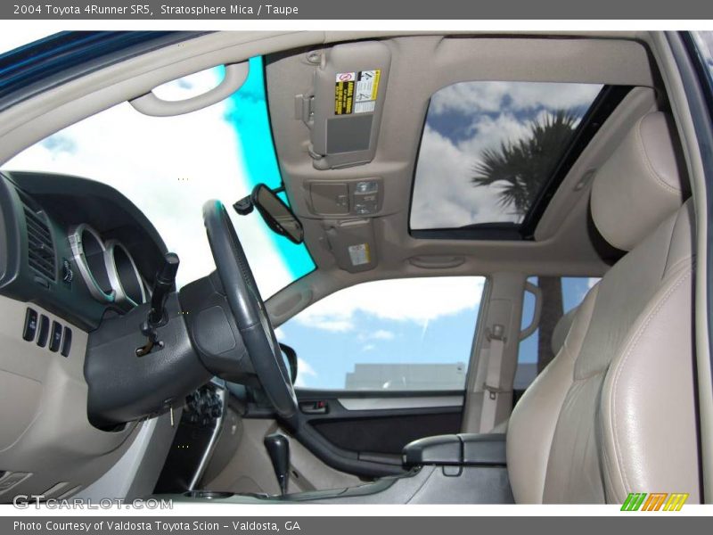 Stratosphere Mica / Taupe 2004 Toyota 4Runner SR5