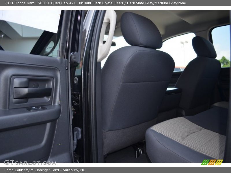 Brilliant Black Crystal Pearl / Dark Slate Gray/Medium Graystone 2011 Dodge Ram 1500 ST Quad Cab 4x4