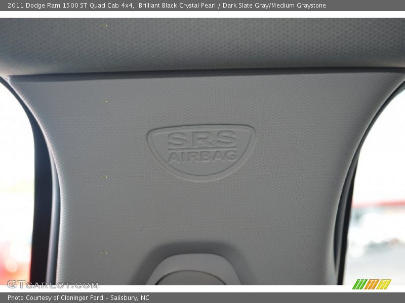 Brilliant Black Crystal Pearl / Dark Slate Gray/Medium Graystone 2011 Dodge Ram 1500 ST Quad Cab 4x4