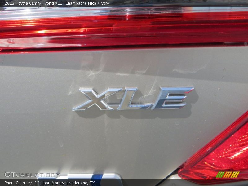 Champagne Mica / Ivory 2013 Toyota Camry Hybrid XLE