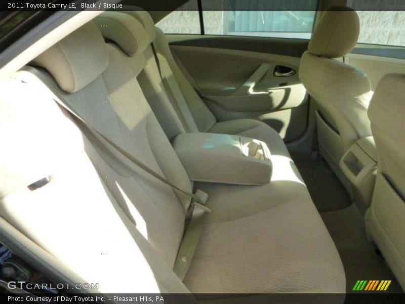 Black / Bisque 2011 Toyota Camry LE