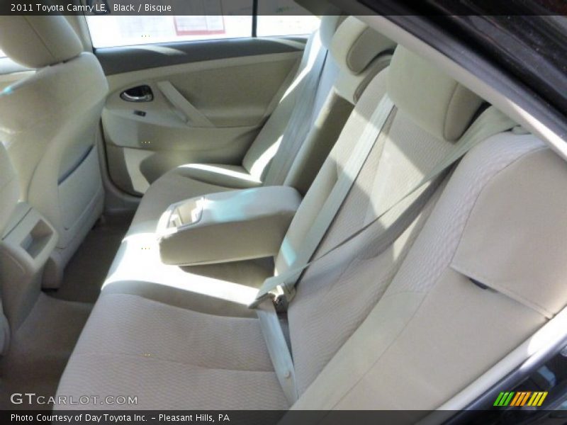 Black / Bisque 2011 Toyota Camry LE