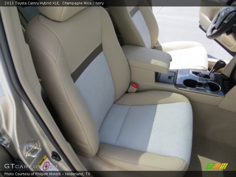 Champagne Mica / Ivory 2013 Toyota Camry Hybrid XLE