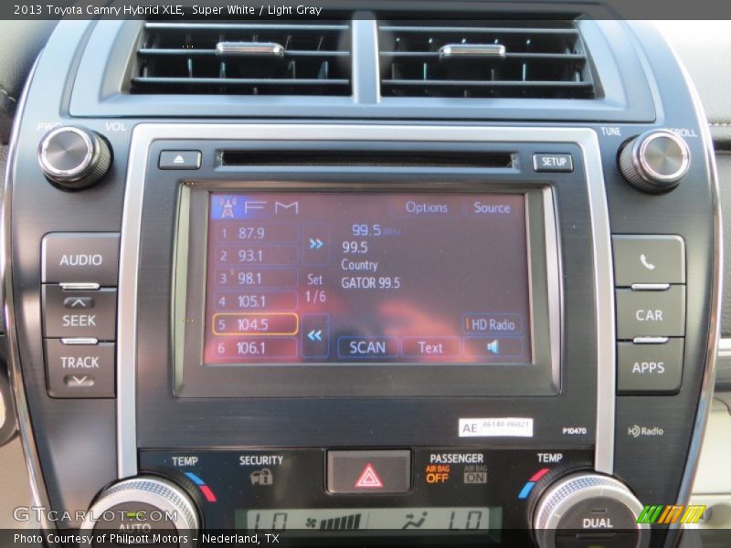Super White / Light Gray 2013 Toyota Camry Hybrid XLE