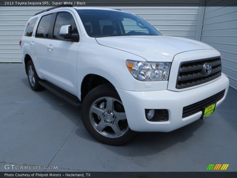 Super White / Black 2013 Toyota Sequoia SR5