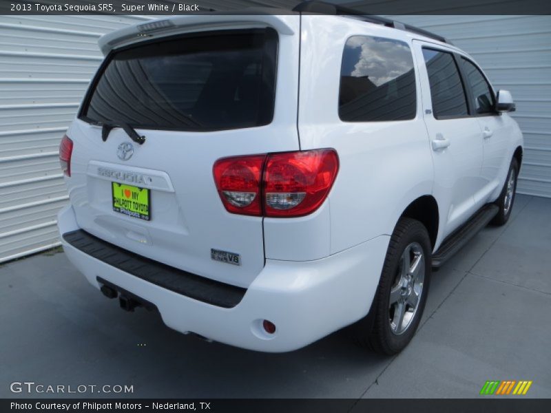 Super White / Black 2013 Toyota Sequoia SR5