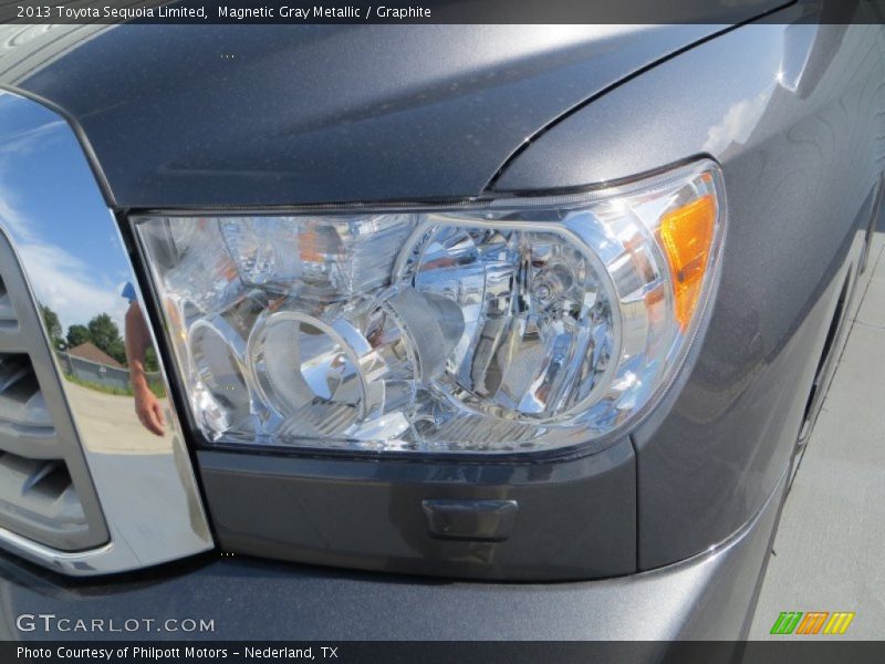 Magnetic Gray Metallic / Graphite 2013 Toyota Sequoia Limited