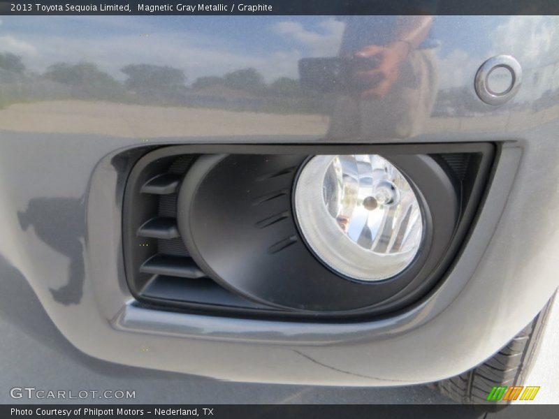 Magnetic Gray Metallic / Graphite 2013 Toyota Sequoia Limited