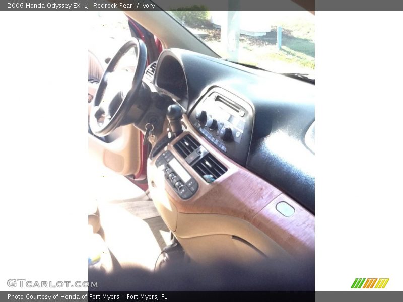 Redrock Pearl / Ivory 2006 Honda Odyssey EX-L