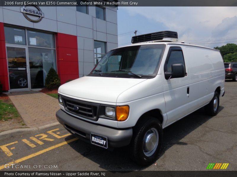Oxford White / Medium Flint Grey 2006 Ford E Series Van E350 Commercial