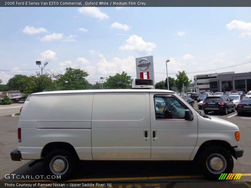 Oxford White / Medium Flint Grey 2006 Ford E Series Van E350 Commercial