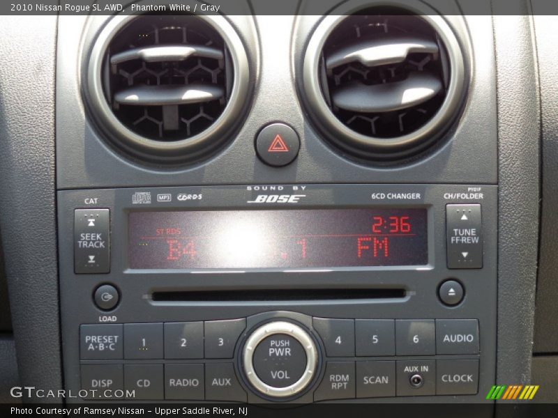 Phantom White / Gray 2010 Nissan Rogue SL AWD