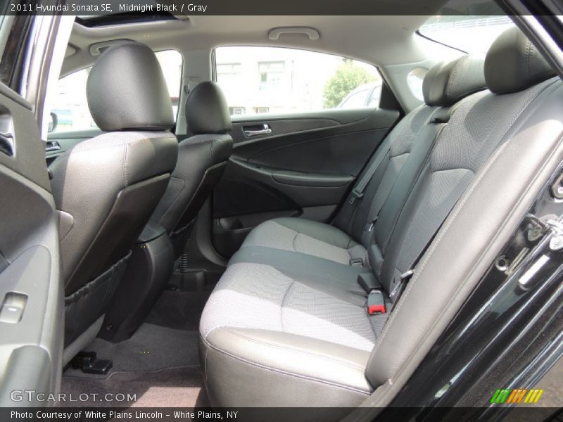 Midnight Black / Gray 2011 Hyundai Sonata SE