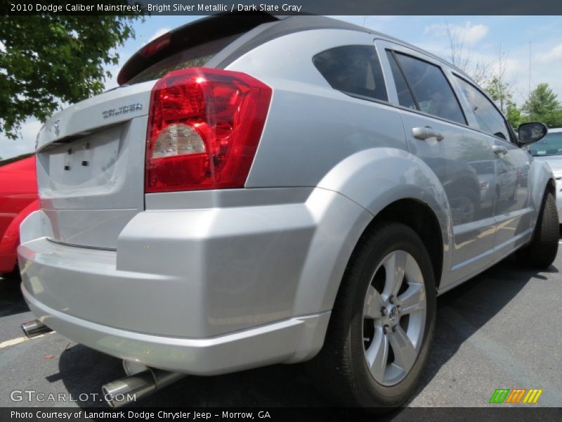 Bright Silver Metallic / Dark Slate Gray 2010 Dodge Caliber Mainstreet