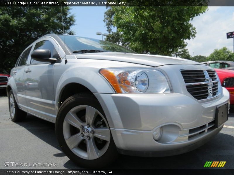 Bright Silver Metallic / Dark Slate Gray 2010 Dodge Caliber Mainstreet