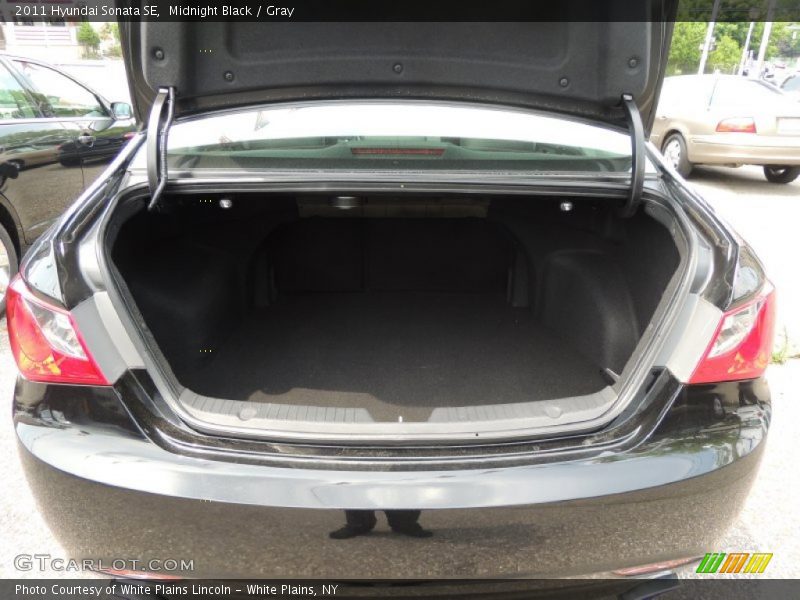 Midnight Black / Gray 2011 Hyundai Sonata SE