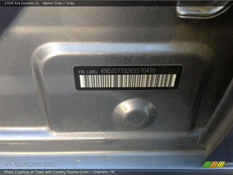 Alpine Gray / Gray 2006 Kia Sorento LX