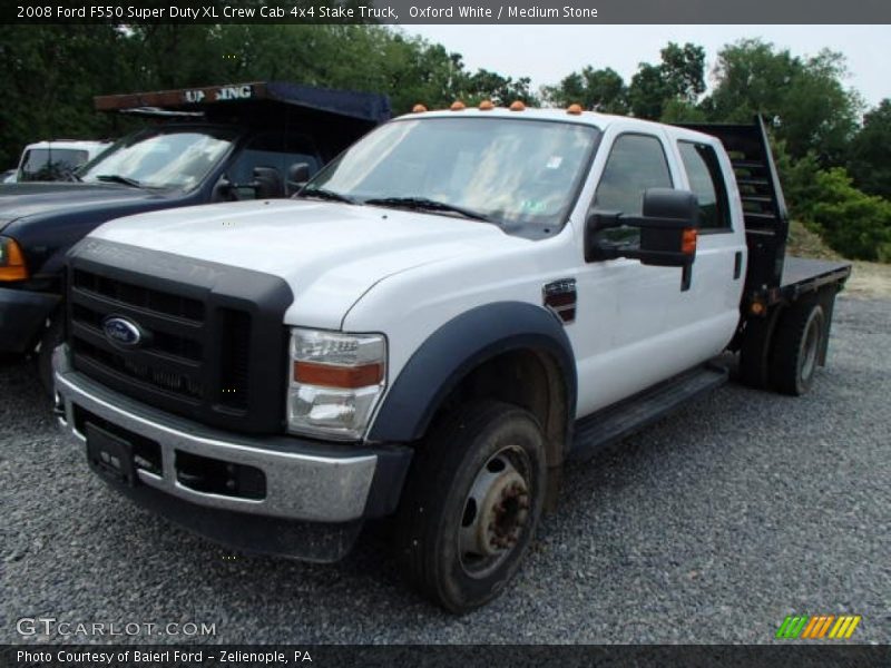 Oxford White / Medium Stone 2008 Ford F550 Super Duty XL Crew Cab 4x4 Stake Truck