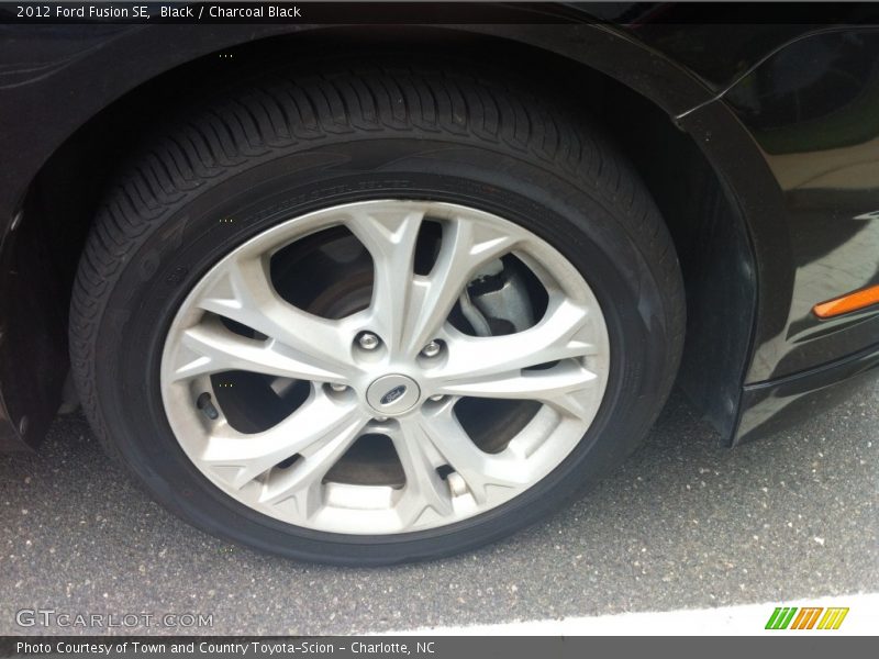 Black / Charcoal Black 2012 Ford Fusion SE