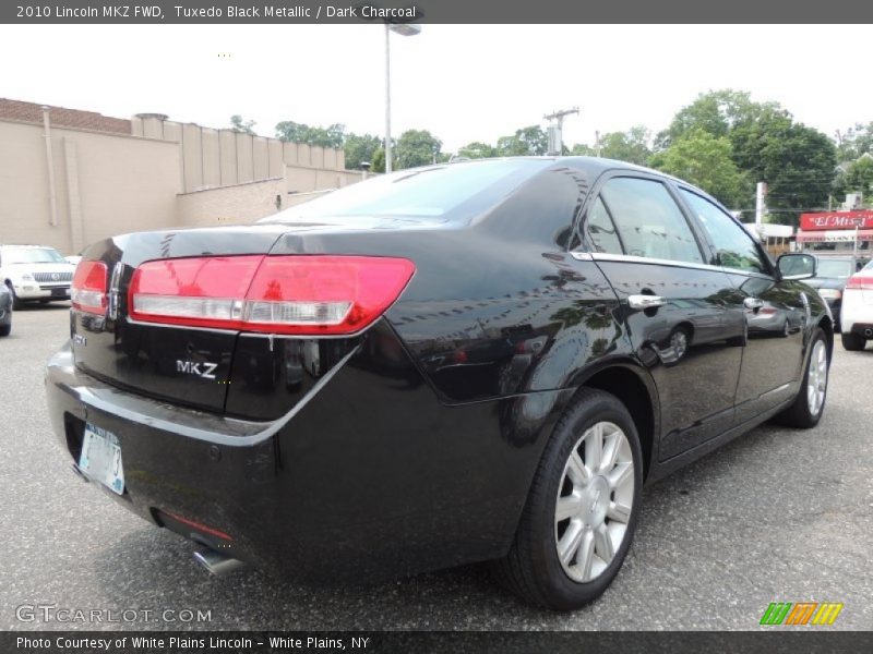 Tuxedo Black Metallic / Dark Charcoal 2010 Lincoln MKZ FWD