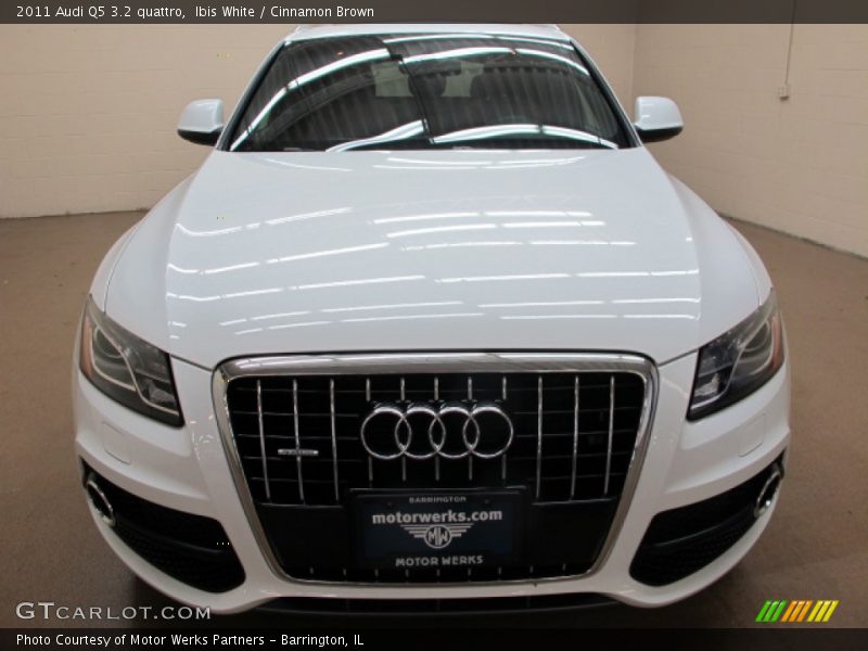 Ibis White / Cinnamon Brown 2011 Audi Q5 3.2 quattro