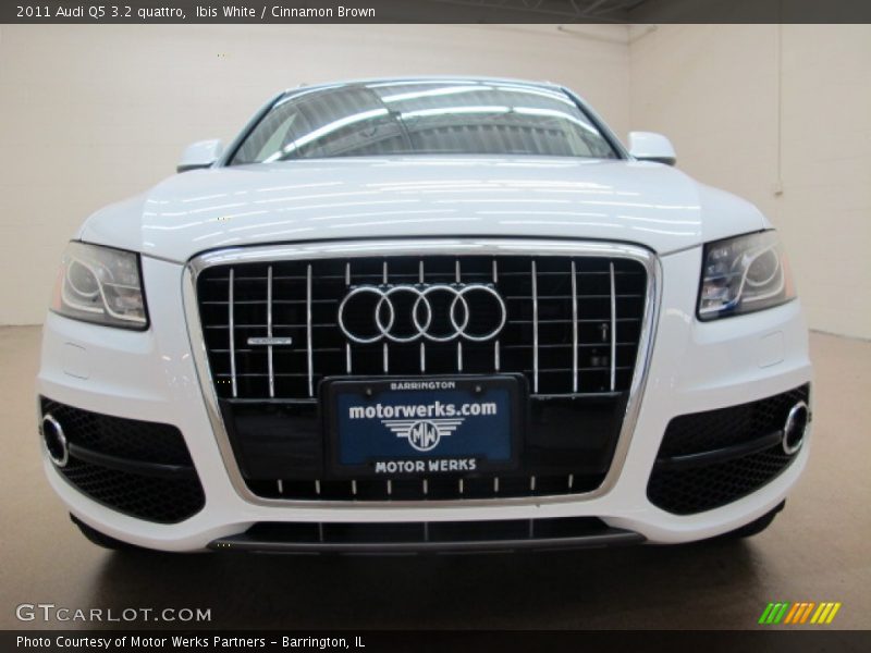 Ibis White / Cinnamon Brown 2011 Audi Q5 3.2 quattro