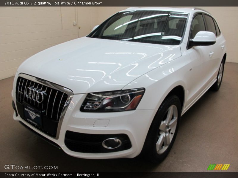 Ibis White / Cinnamon Brown 2011 Audi Q5 3.2 quattro
